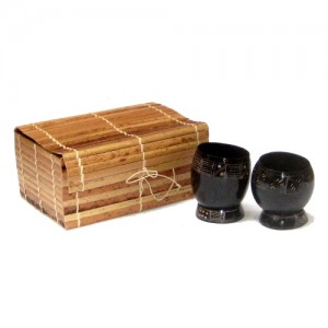 Kit caixa de buriti e 2 copinhos de cuia preta